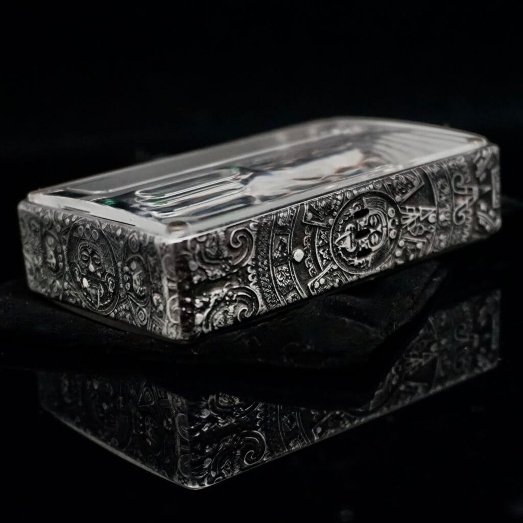 Billet Box incisione decorativa su Billet Box dettaglio macro