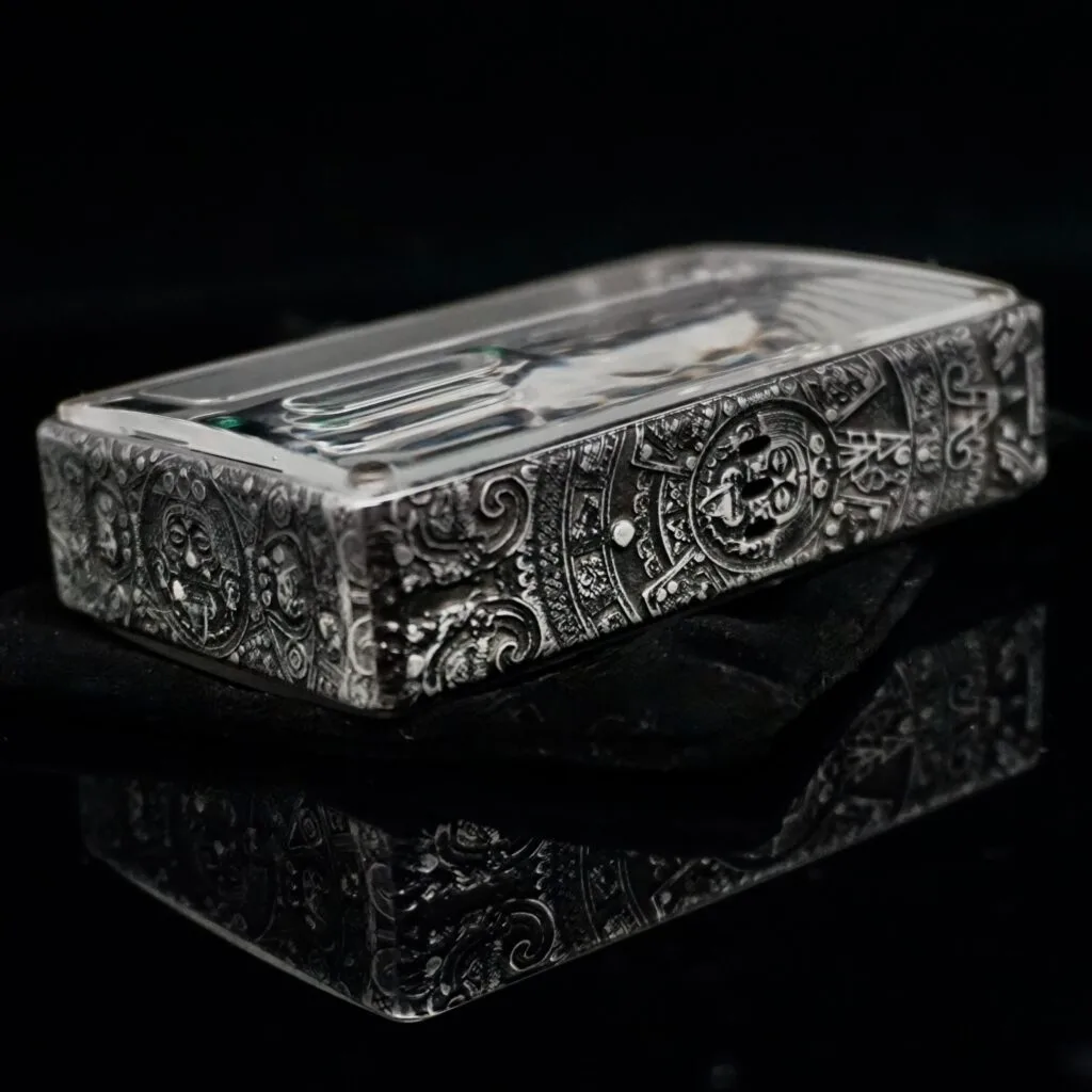 Billet Box incisione decorativa su Billet Box dettaglio macro