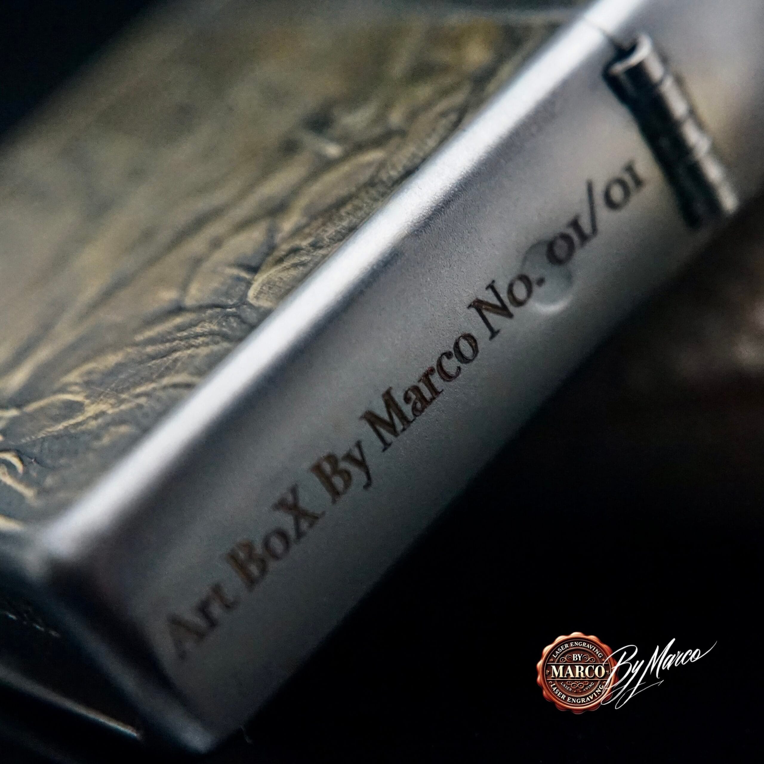 Zippo IVSTITIA Limited Edition 01/01 ArtBox By Marco 5 Zippo IVSTITIA Limited Edition 01/01 ArtBox By Marco - immagine 5
