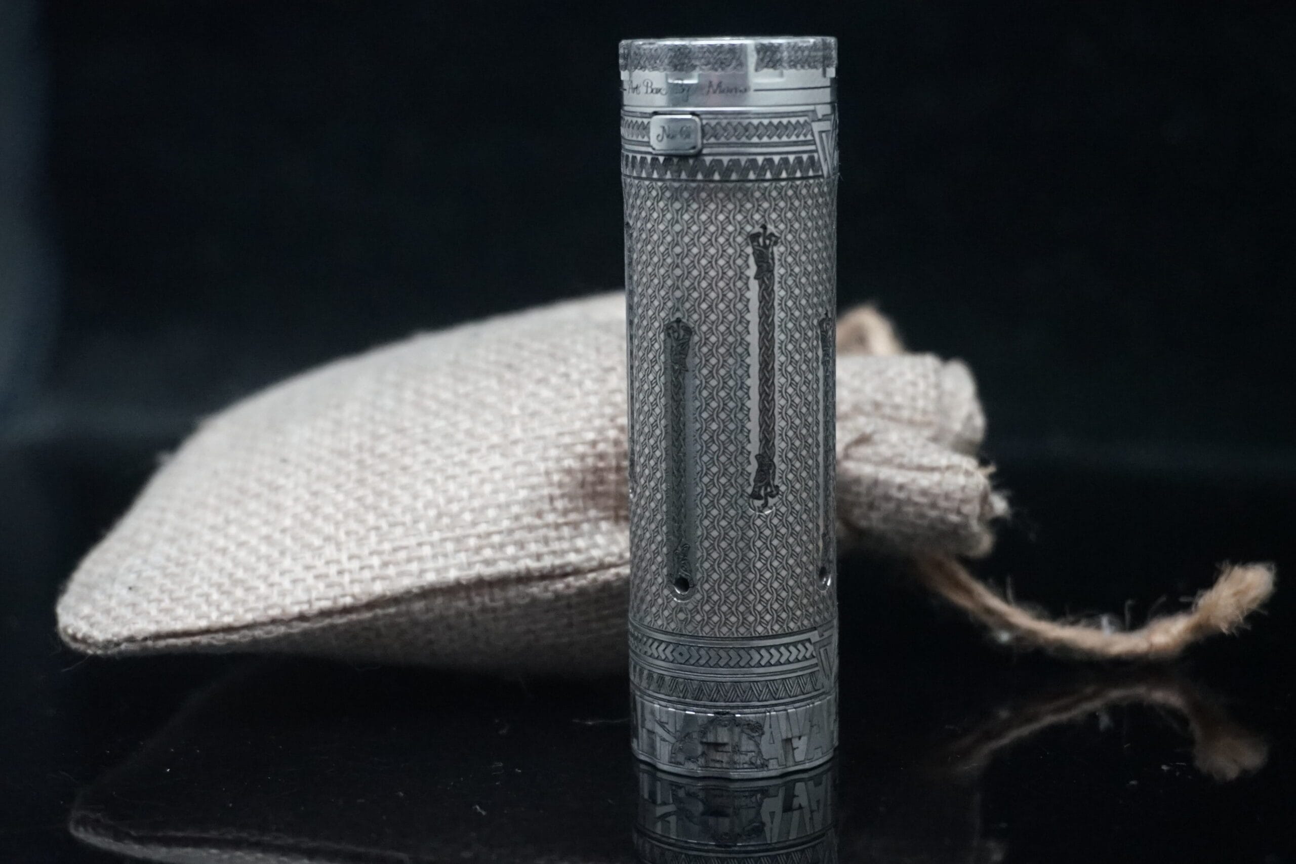 Vape System VS MOSFET Valhalla – ArtBox By Marco 17 Tube Mod Valhalla ArtBox dettagli intrecci vichinghi
