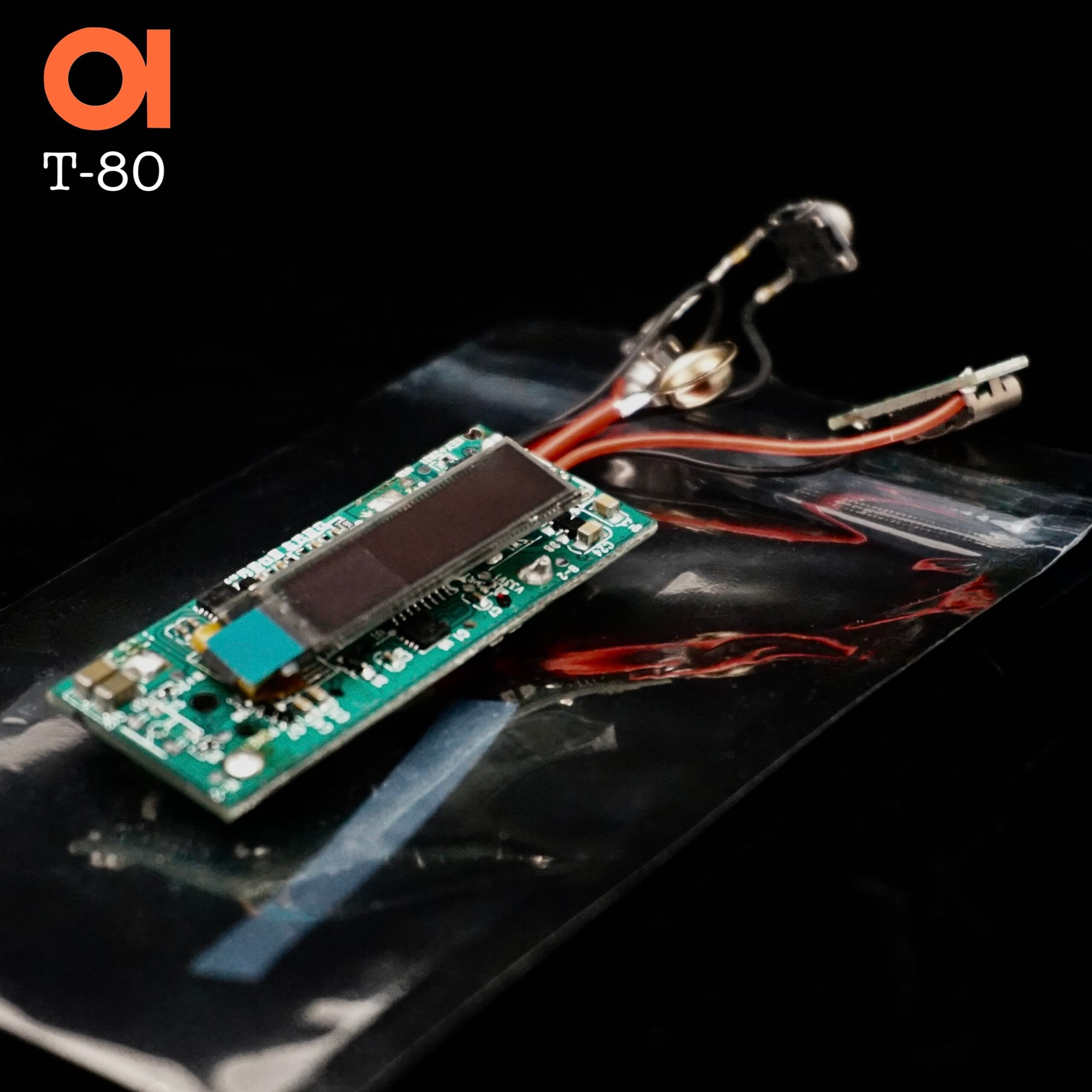 Chipset Aspire T80 1 Chipset Aspire T80 vista nel dettaglio e composizione per ricambi mod o creazioni di nuove box venduto in esclusiva da mmsmoke bologna