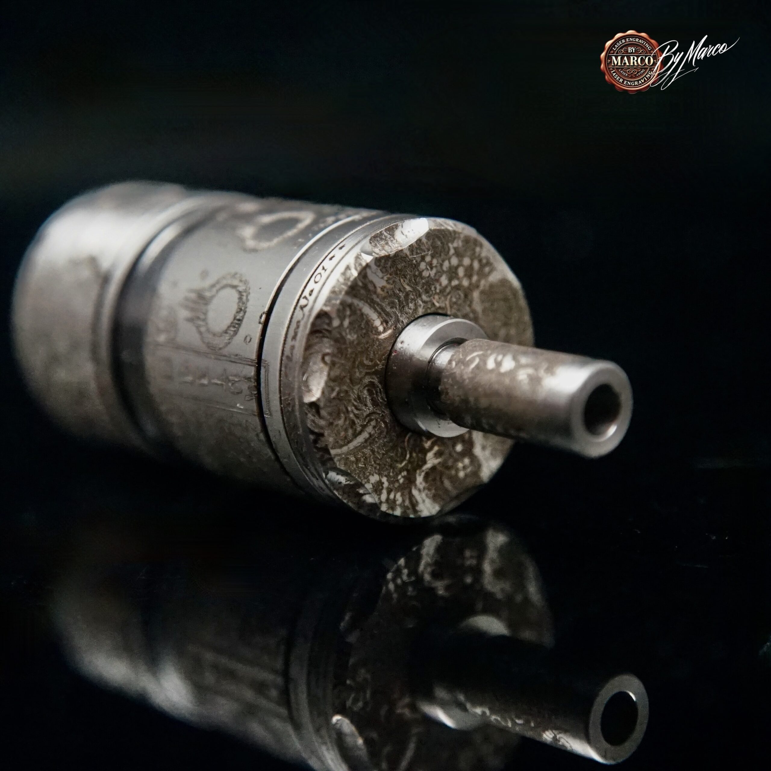 MUTED RTA “ONI” ArtBox By Marco – Full Engraved Limited Edition 1/1 5 MUTED RTA “ONI” ArtBox By Marco – Full Engraved Limited Edition 1/1 - immagine 5