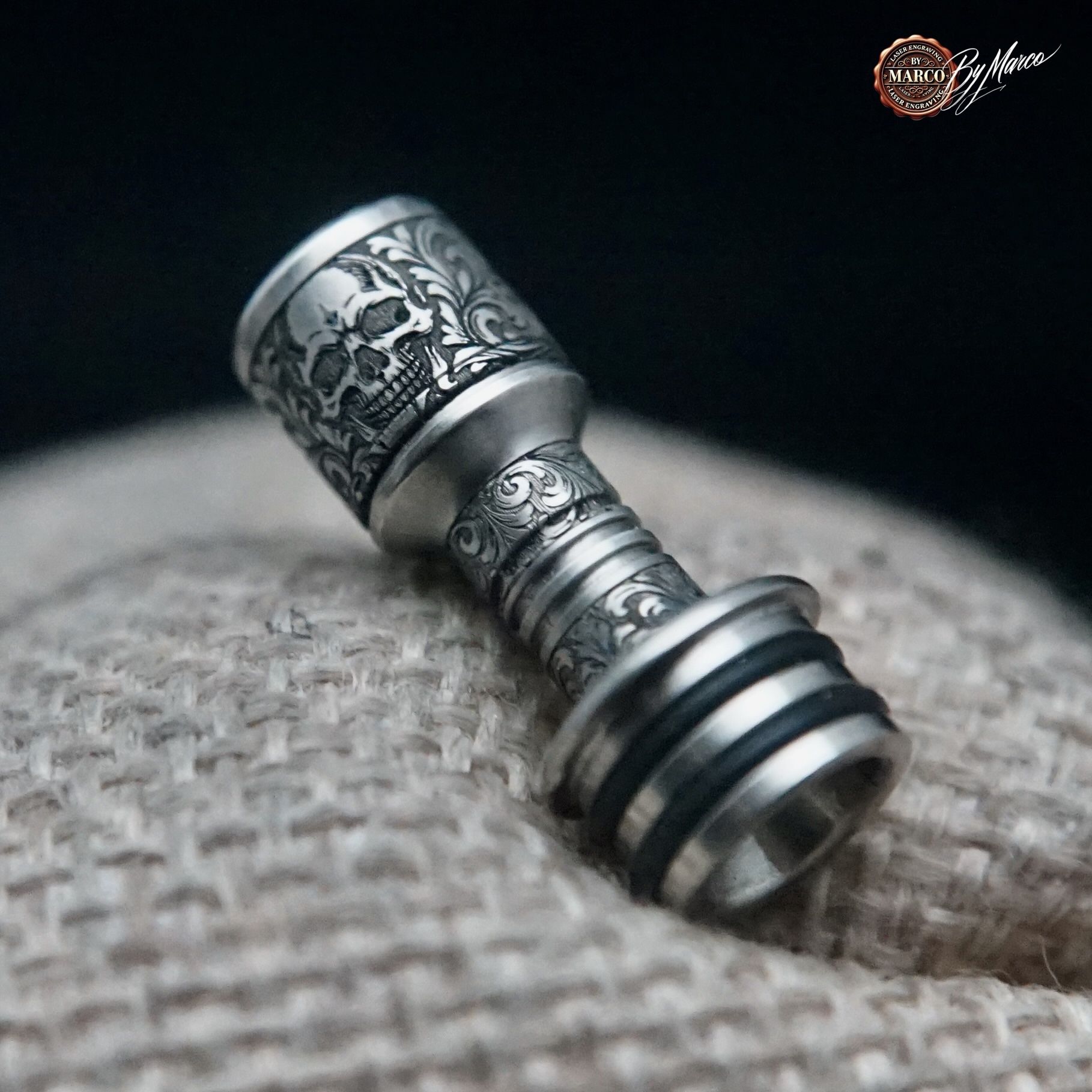 Noble Line Drip Tip – Modello C | Classic 9 drip tip MTL Noble Line Drip inciso classico barocco skull mmsmoke art box by marco
